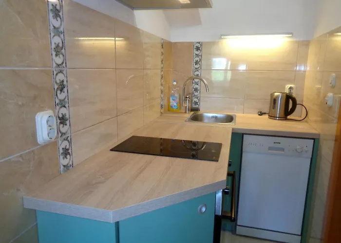 アパート In With Balcony, Air Conditioning, Wi-fi, Dishwasher ビオグラード・ナ・モル
