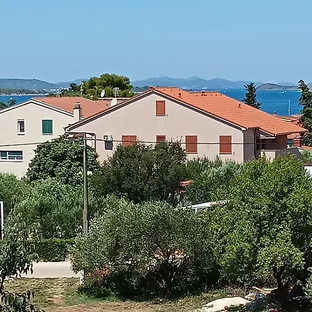 In With Balcony, Air Conditioning, Wi-fi, Dishwasher Apartment *