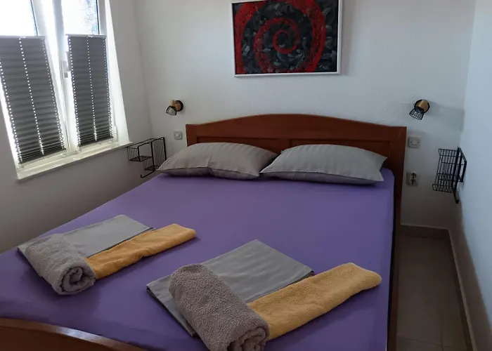 In With Balcony, Air Conditioning, Wi-fi, Dishwasher * Biograd Na Moru