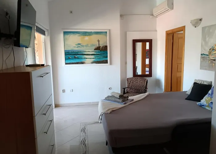 Apartamento In With Balcony, Air Conditioning, Wi-fi, Dishwasher