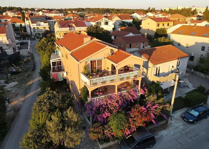 In With Balcony, Air Conditioning, Wi-fi, Dishwasher Apartmán